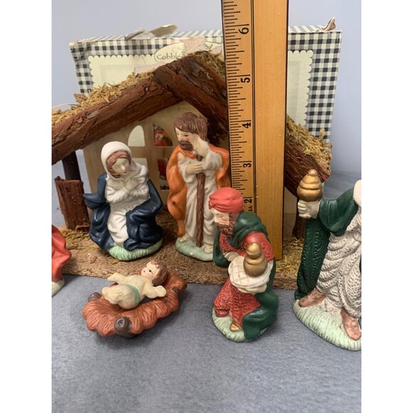 Vintage Cobble Creek Nativity Scene Figurine Set with Stable - Picture 10 of 16